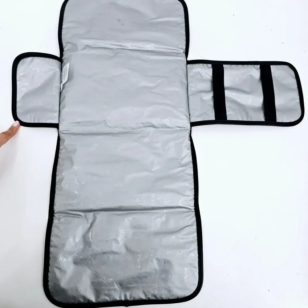 Thirty-One On the Go Changing Clutch Foldable Baby Diaper Changing Pad Black